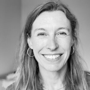 Leslie Jakobs